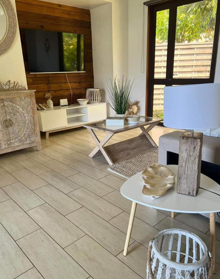 Fare Ape Bungalow F3 Atypical Local Style Faaa Ngoại thất bức ảnh